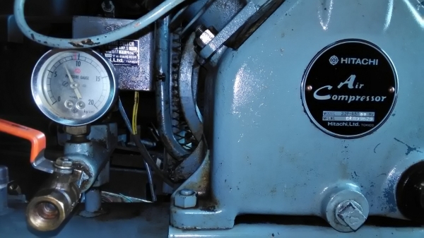 **ขายถูกๆ ปั้มลมมือสองจากญี่ปุ่น** HITACHI-BEBICON 3 แรง ถัง80ลิตร ทดสอบเรียบร้อย ทุกระบบทำงานได้ดีมากๆ นิ่งๆเงียบๆพร้อมใช้งานครับ
