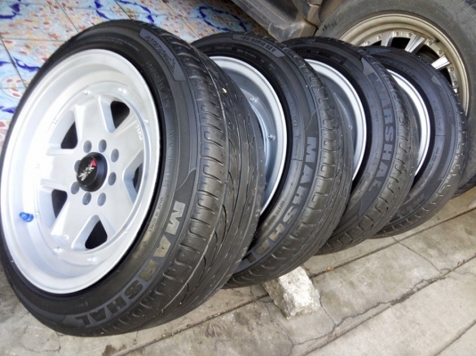 แม็กขอบ 15 กว้าง 8 ออฟ 20 ใส่รถ 4 รู 100 และ 114 พร้อมยาง แม็กขอบ 15 กว้าง 8 ออฟ 20 ใส่รถ 4 รู 100 และ 114 พร้อมยาง