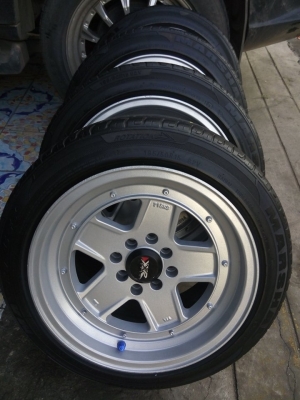 แม็กขอบ 15 กว้าง 8 ออฟ 20 ใส่รถ 4 รู 100 และ 114 พร้อมยาง แม็กขอบ 15 กว้าง 8 ออฟ 20 ใส่รถ 4 รู 100 และ 114 พร้อมยาง