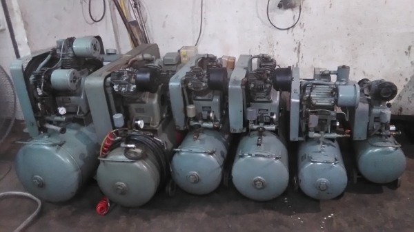 **ขายถูกๆ ปั้มลมมือสองจากญี่ปุ่น** HITACHI-BEBICON 1 3 5 7.5 10 15 แรง  ทดสอบเรียบร้อย ทุกระบบทำงานได้ดีมากๆ นิ่งๆเงียบๆพร้อมใช้งานครับ