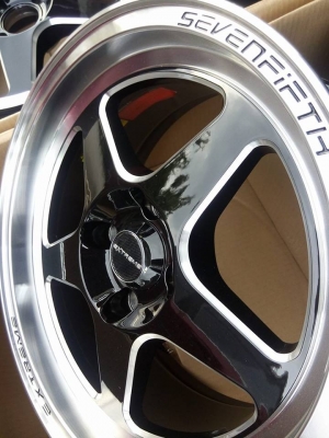 ล้อใหม่ลายเวลขอบ 15 กว้าง 7 ราคาถูกเพียง 8500 บาท ล้อใหม่ลายเวลขอบ 15 กว้าง 7 ราคาถูกเพียง 8500 บาท