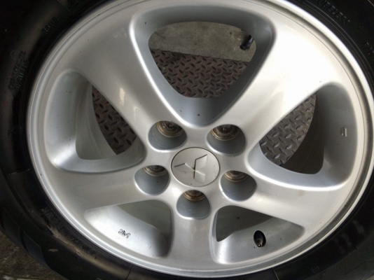 แม็กกระบะไทตั้นสภาพดี พร้อมยางดีปี 14 ราคา 4500 บาท แม็กกระบะไทตั้นสภาพดี พร้อมยางดีปี 14 ราคา 4500 บาท