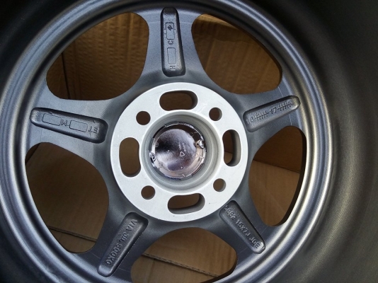 แม็กใหม่แกะกล่อง สปูนขอบ 15 กว้าง 7 ออฟ 35 ราคา 7500 บาท แม็กใหม่แกะกล่อง สปูนขอบ 15 กว้าง 7 ออฟ 35 ราคา 7500 บาท