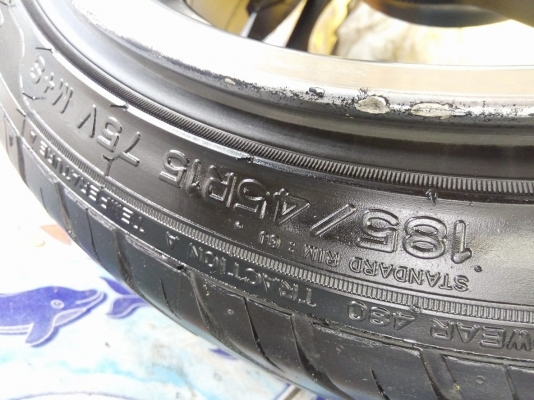 แม็ก 15 กว้าง 8.25 พร้อมยาง ปี 15 ราคา 8900 บาท แม็ก 15 กว้าง 8.25 พร้อมยาง ปี 15 ราคา 8900 บาท