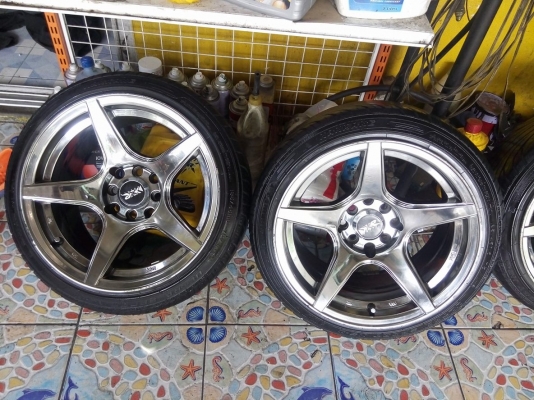 แม็ก 15 กว้าง 8.25 พร้อมยาง ปี 15 ราคา 8900 บาท แม็ก 15 กว้าง 8.25 พร้อมยาง ปี 15 ราคา 8900 บาท