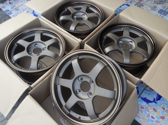 แม็กใหม่แกะกล่องลาย te37 ขอบ 15 กว้าง 7 ราคาถูก 6900 บาท