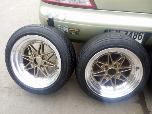 แม็กอีควิป 15 กว้าง 8 สภาพดีสีสวย เงาๆ พร้อมยาง 9400 บาท แม็กอีควิป 15 กว้าง 8 สภาพดีสีสวย เงาๆ พร้อมยาง 9400 บาท