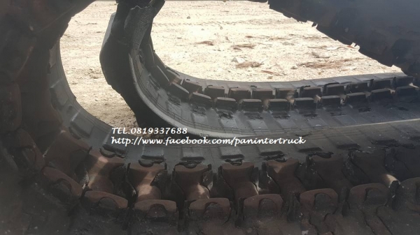 FROM JAPAN RUBBER TRACK แทรคยางสำหรับรถขุดไซค์ 60 /HITACHI EX60/ ขนาด 450*81*72(ข้อ)/ ราคา(คู่ละ 38,000 บาท)  สนใจติดต่อ 0819337688