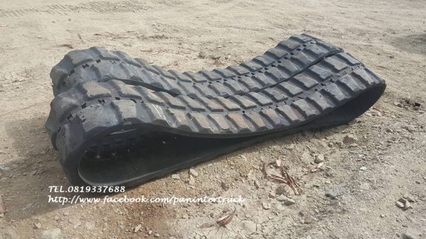 FROM JAPAN RUBBER TRACK แทรคยางสำหรับรถขุดไซค์ 60 /HITACHI EX60/ ขนาด 450*81*72(ข้อ)/ ราคา(คู่ละ 38,000 บาท)  สนใจติดต่อ 0819337688