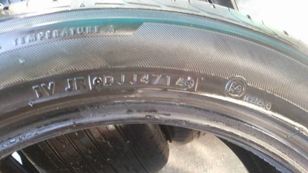 ขายยางบิสโตน 225-50-17 4เส้น