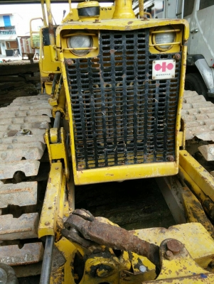 ขายรถแทรคเตอร์ KOMATSU D31P ตีนเป็ด สไลด์ใบมีดได้ 8 ทิศทาง ราคา 165000