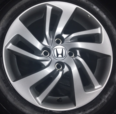 แม็กป้ายแดง Honda Jazz พร้อมยาง 175-65-15 Bridgestone