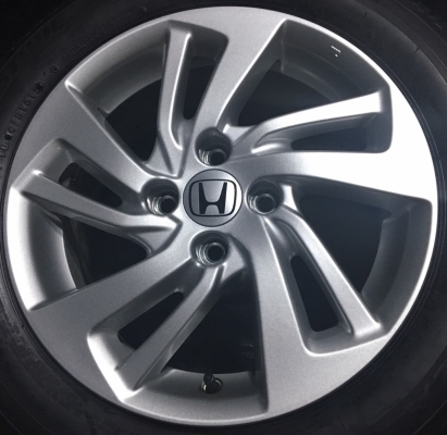 แม็กป้ายแดง Honda Jazz พร้อมยาง 175-65-15 Bridgestone