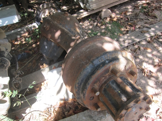 ขายเพลาเฟืองท้าย ฮีโน่  185 แรง รถโม่ปูนใชังานได้ยกลง