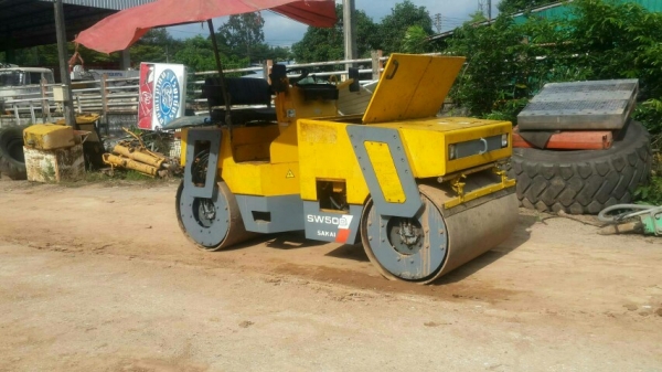 รถบดsakai sw500