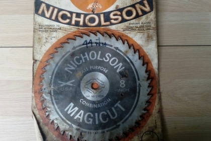 ขายใบเลื่อยวงเดือนขนาด8"44ฟันNICHOLSON Made in USA.ใหม่เก่าเก็บมานานมาก