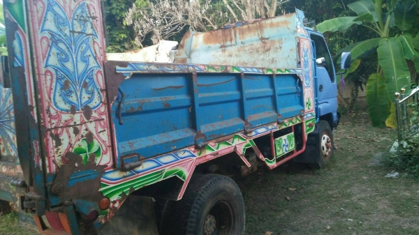 ขายด่วนหกล้อดั้ม ประกอบ210แรงเบรคทิฟฟี่เพาเวอร์ราคาเบาๆโทร0801515451