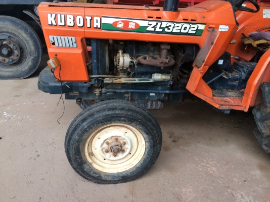 รถไถคูโบต้า ZL 3202 รถไถคูโบต้า ZL 3202
