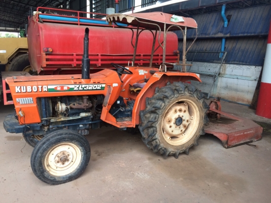 รถไถคูโบต้า ZL 3202