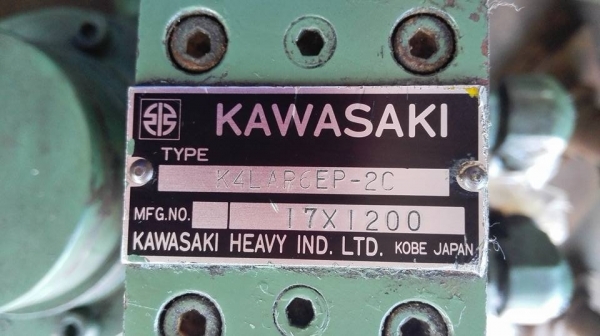 ** SOLD ** มอเตอร์ปั้มไฮดรอลิคห้าดาวญี่ปุ่น KAWASAKI Made in JAPAN สภาพสวยสดใหม่น้ำมันใสๆพร้อมใช้งาน