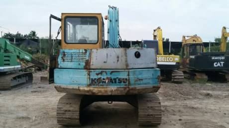 KOMATSU PC 60-5 KOMATSU PC 60-5