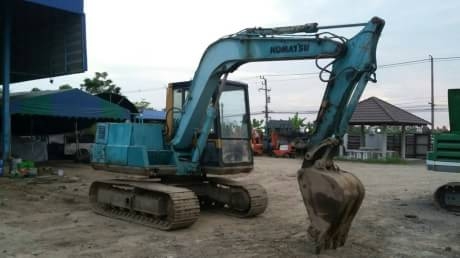 KOMATSU PC 60-5 KOMATSU PC 60-5