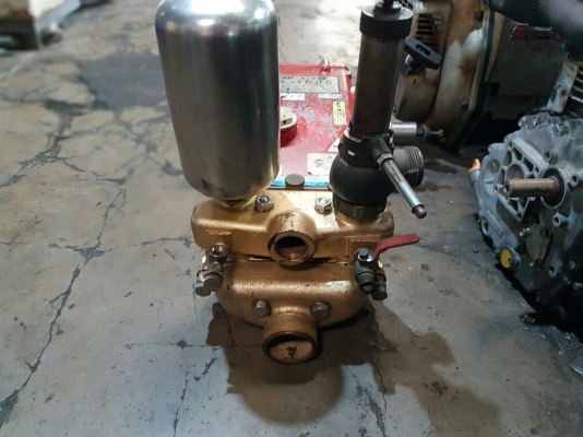 ปั้มฉีดยา ขนาด1.6นิ้ว ลูก ceramic นำเข้าจากญี่ปุ่น สภาพสวย พร้อมใช้งาน