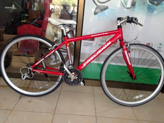 Touring. Precision size 17