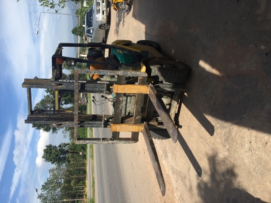 ขายรถโฟล์คลิฟ komatsu รุ่น16 ขายรถโฟล์คลิฟ komatsu รุ่น16