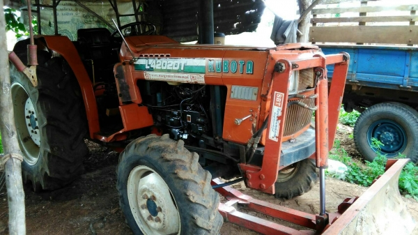 รถไถ42แรงเทอโบทรงพลังพร้อมใช้งานสุดๆตัวรถใบดันผานบุกเบิก