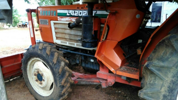 รถไถ42แรงเทอโบทรงพลังพร้อมใช้งานสุดๆตัวรถใบดันผานบุกเบิก