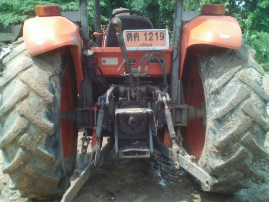 รถไถสภาพสวยพร้อมเล่มทะเบียนm70ตัวรถใบดันผานพรวนเกียไม่หลุดไม่มีฮอน