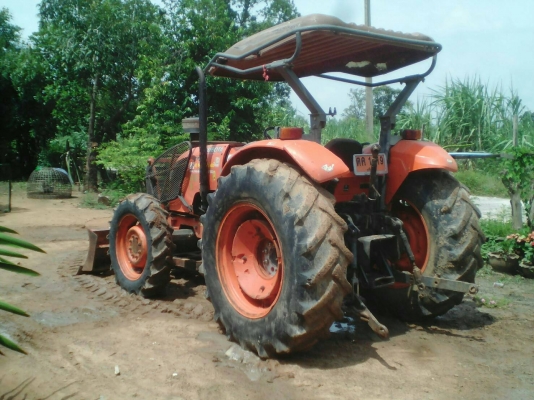 รถไถสภาพสวยพร้อมเล่มทะเบียนm70ตัวรถใบดันผานพรวนเกียไม่หลุดไม่มีฮอน