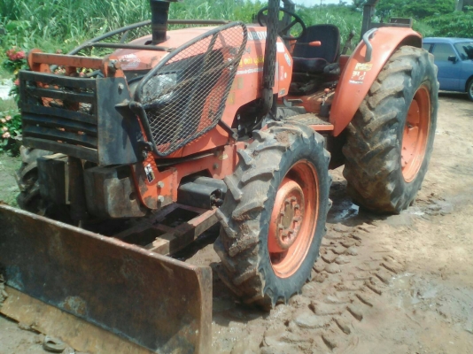 รถไถสภาพสวยพร้อมเล่มทะเบียนm70ตัวรถใบดันผานพรวนเกียไม่หลุดไม่มีฮอน