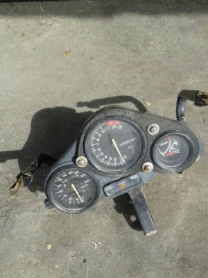 เรือนไมล์ Honda NSR 150