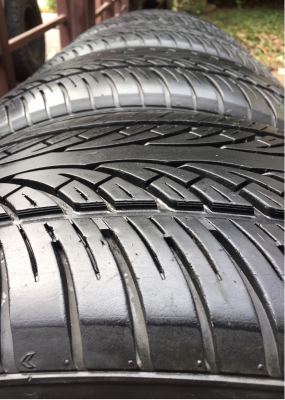 ยาง Sunny 265 50 20 กลางปี15 ดอกเต็ม เนื้อนิ่มๆ ราคาไม่แพง ยาง Sunny 265 50 20 กลางปี15 ดอกเต็ม เนื้อนิ่มๆ ราคาไม่แพง