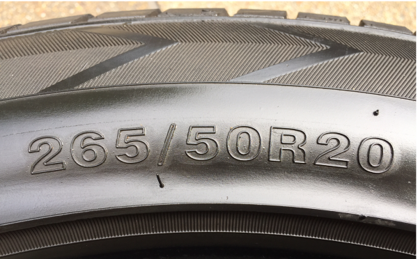 ยาง Sunny 265 50 20 กลางปี15 ดอกเต็ม เนื้อนิ่มๆ ราคาไม่แพง ยาง Sunny 265 50 20 กลางปี15 ดอกเต็ม เนื้อนิ่มๆ ราคาไม่แพง