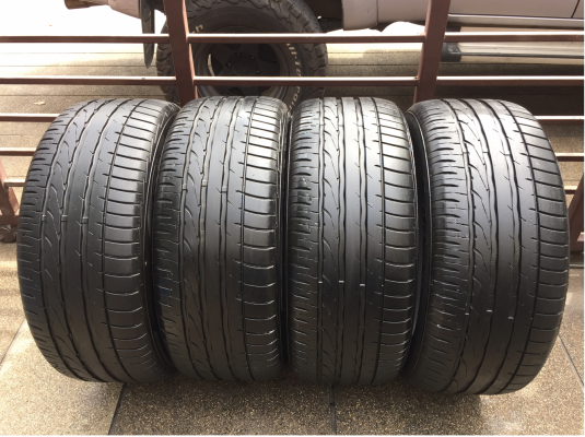 ยาง Maxxis 265 50 20 ปลายปี14 ดอกเต็ม เนื้อนิ่มๆ ราคาไม่แพง