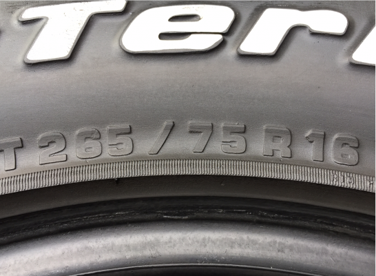 ยาง All BF Goodrich 265 75 16 กลางปี11 3เส้น ดอกเต็มยังพอมีหนวด ไม่มีปะ ราคาไม่แพง