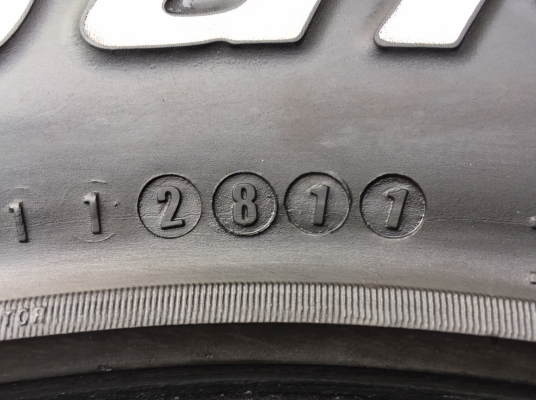 ยาง All BF Goodrich 265 75 16 กลางปี11 3เส้น ดอกเต็มยังพอมีหนวด ไม่มีปะ ราคาไม่แพง