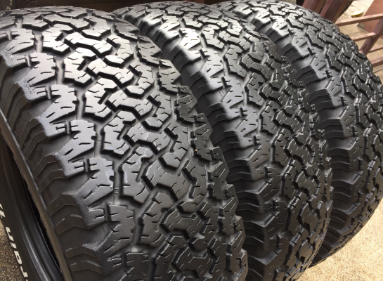 ยาง All BF Goodrich 265 75 16 กลางปี11 3เส้น ดอกเต็มยังพอมีหนวด ไม่มีปะ ราคาไม่แพง