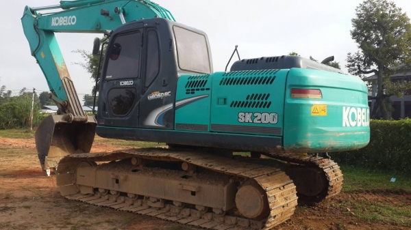 รถแบคโฮ KOBELCO SK200 M8