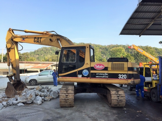 ขาย!! CAT320 ราคากันเอง โทร 081-750-0440