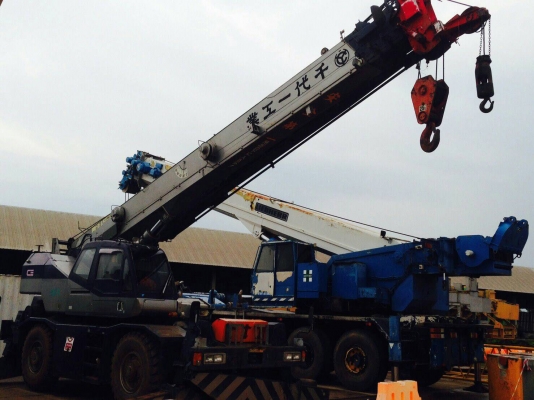 รถเครน TADANO KATO KOBELCO