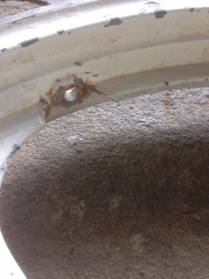 ขายแม๊ก jr ขนาด 17*1.60 ล้อหน้า 1 วง ราคา 800