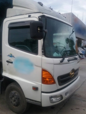 รถฮีโน่ 6 ล้อ รั้ว ( ไม่ดั้ม ) FC4J 150 แรงม้า ปี 50. สนใจติดต่อ 081 - 6079515