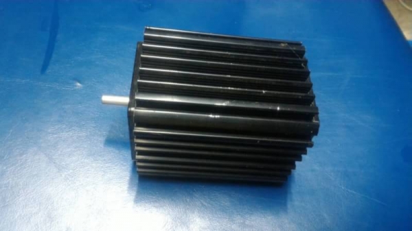 ขาย 500บาทส่งฟรีโทร 083-2000058 เครื่องปรับและควบคุมแรงดัน(หรีไฟ)ยี่ห้อyamabishi ใช้ตัวควบคุมแบบ SCR ทนแรงดันได้ถึง 10A