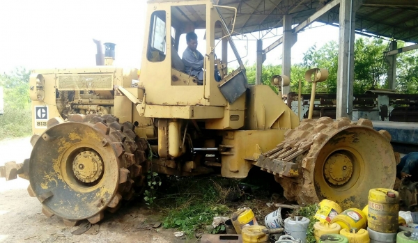 รถบด CAT.815 รถบด CAT.815