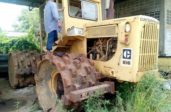 รถบด CAT.815 รถบด CAT.815