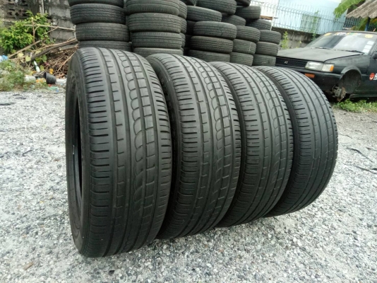 ขายยาง 235/60R18 PIRPELI  ปี14 ดอกยางสวยไม่แตกลายไม่ม่ปะ จำนวน 1 ชุด